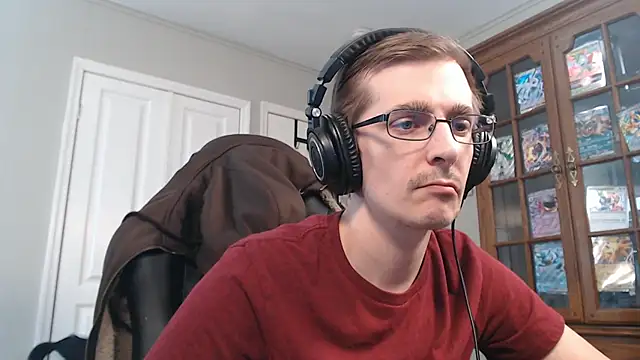 Snapshot of CasuallyCorrupt chatting on December 5, 2025, 2:32 am CasuallyCorrupt online show from December 5, 2025, 2:32 am