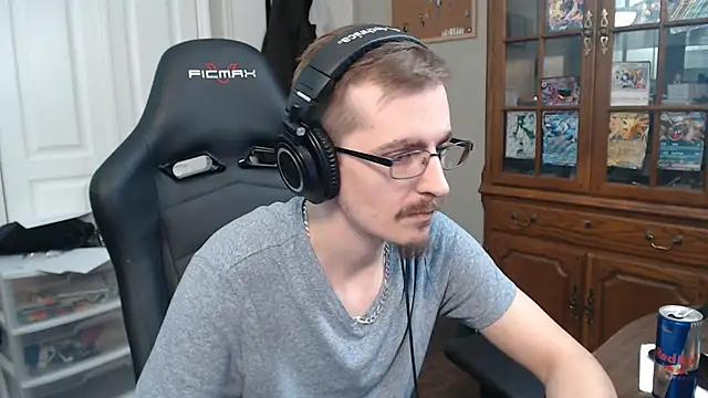 Snapshot of CasuallyCorrupt chatting on October 28, 2025, 12:00 am CasuallyCorrupt online show from October 28, 2025, 12:00 am