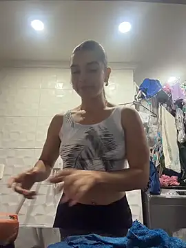 violeta365 online show from April 15, 2026, 9:37 pm