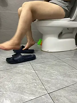 HinayLa online show from March 30, 2026, 8:38 am