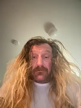 Snapshot of FitChief65 chatting on November 1, 2025, 9:47 am FitChief65 online show from November 1, 2025, 9:47 am