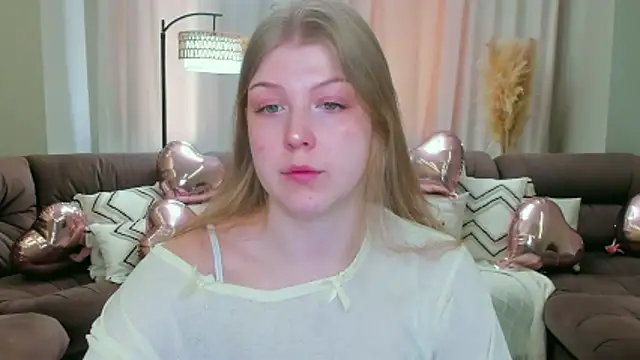 Stella Light online show from March 24, 2026, 4:23 am