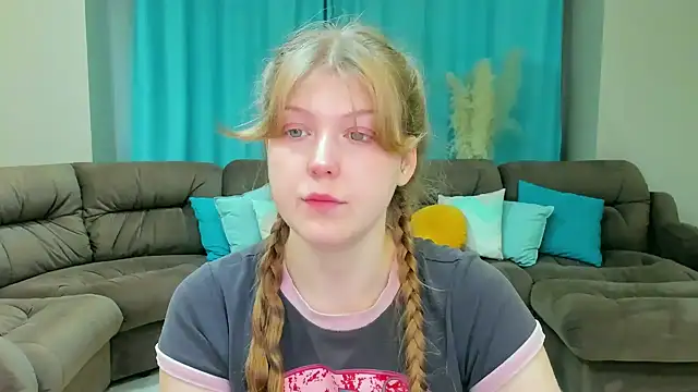 Stella Light online show from November 18, 2025, 4:27 am