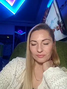 LadaStar8385 online show from October 25, 2025, 8:53 pm