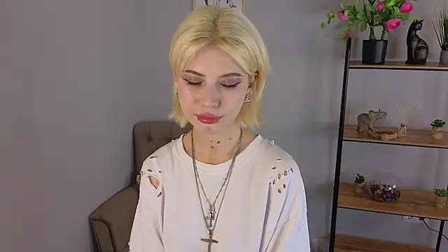 Snapshot of Jasmi_Yets chatting on October 30, 2025, 10:02 am Jasmi Yets online show from October 30, 2025, 10:02 am