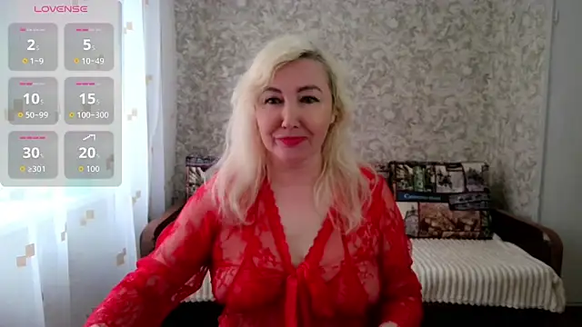 LadyKriss online show from April 11, 2026, 5:04 am