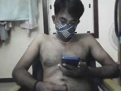 HeatableRevan online show from June 19, 2026, 6:14 pm