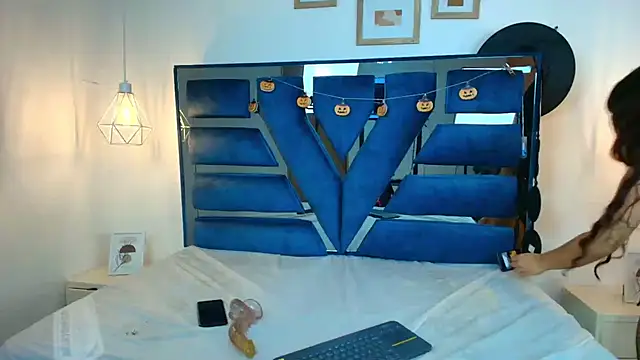 Snapshot of Mindy_Star_ chatting on October 30, 2025, 12:58 pm Mindy Star online show from October 30, 2025, 12:58 pm