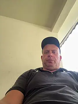 Snapshot of wellingtonmds chatting on July 18, 2026, 3:42 pm wellingtonmds online show from July 18, 2026, 3:42 pm