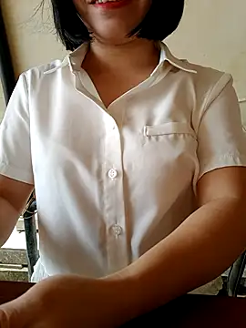 Mina-02 online show from October 27, 2025, 8:04 am