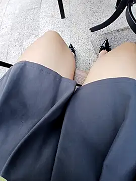 Mina-02 online show from October 28, 2025, 9:52 am