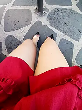 Mina-02 online show from November 15, 2025, 9:24 am