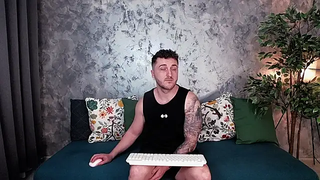 Ethan  S online show from December 25, 2024, 4:44 am