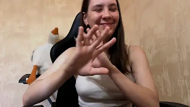 foxyjeny online show from October 21, 2025, 7:08 am