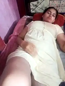 Snapshot of chinnimunavath chatting on October 19, 2025, 11:07 pm chinnimunavath online show from October 19, 2025, 11:07 pm