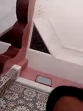 Snapshot of nawara-w chatting on October 24, 2025, 10:36 am nawara-w online show from October 24, 2025, 10:36 am