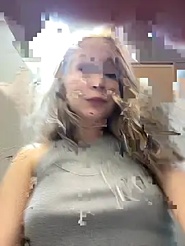 Snapshot of Eliiizaaa chatting on October 29, 2025, 6:07 pm Eliiizaaa online show from October 29, 2025, 6:07 pm