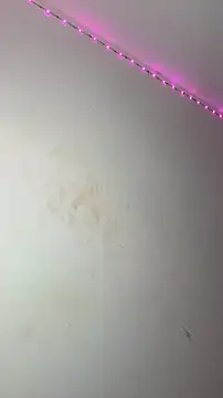 NikitaDragunXXX online show from April 15, 2026, 5:17 pm