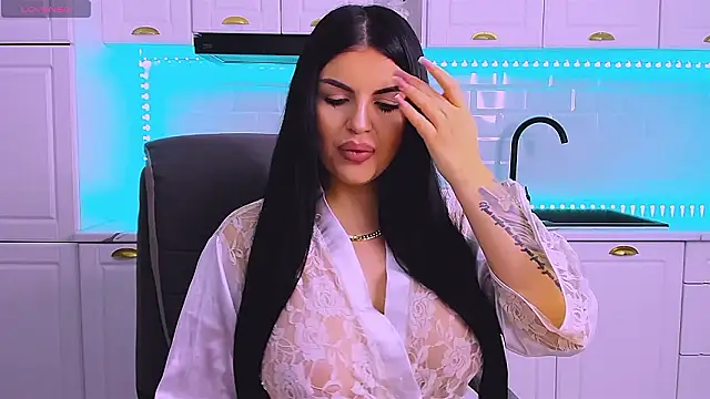 RheaLynn online show from February 24, 2026, 9:59 pm