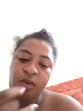 Marisexy1124 online show from October 26, 2025, 5:57 pm