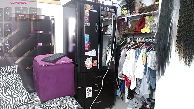 Snapshot of talianha chatting on February 13, 2026, 2:44 am talianha online show from February 13, 2026, 2:44 am