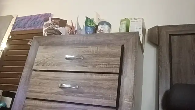 Snapshot of alphacloudGod chatting on November 15, 2025, 7:18 pm alphacloudGod online show from November 15, 2025, 7:18 pm