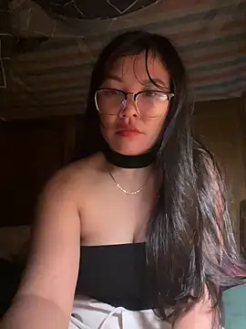 Snapshot of asuka-show chatting on October 21, 2025, 12:48 pm asuka-show online show from October 21, 2025, 12:48 pm