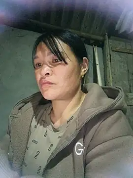 chipu06 online show from March 10, 2026, 11:47 am