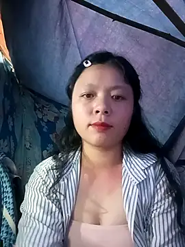 lisa-bae00 online show from November 13, 2025, 10:08 am