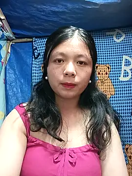 lisa-bae00 online show from November 29, 2025, 10:04 am