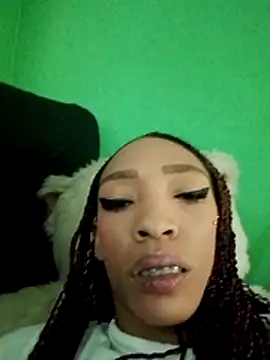 YAILIN 04 online show from July 17, 2026, 7:33 pm