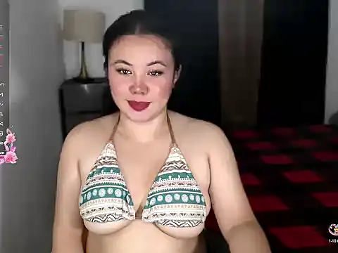 Snapshot of _VictoriaFoxx_ chatting on October 27, 2025, 2:29 pm  VictoriaFoxx  online show from October 27, 2025, 2:29 pm