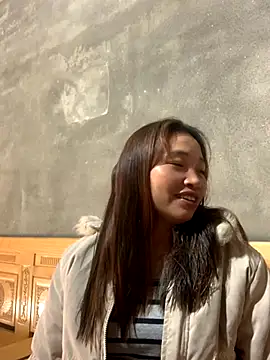 sowbibi online show from October 28, 2025, 1:17 am