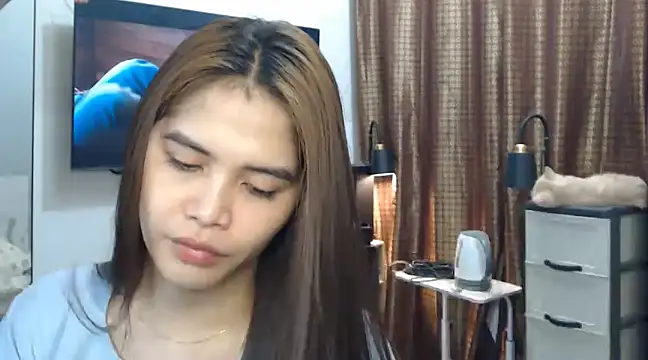 SeductiveTsDoll online show from February 17, 2025, 6:09 am