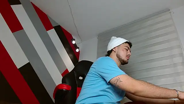 Snapshot of Zac_Golden chatting on February 17, 2026, 11:40 am Zac Golden online show from February 17, 2026, 11:40 am