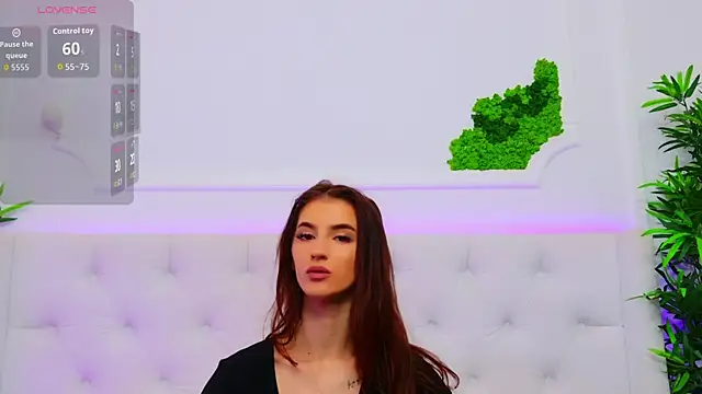 ElisaCharm online show from January 9, 2026, 5:25 am