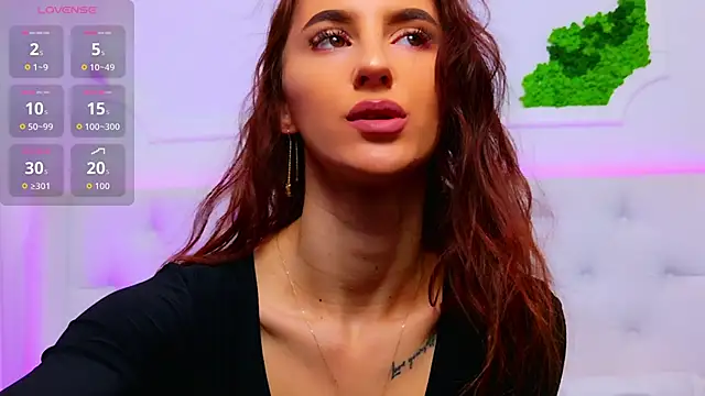 ElisaCharm online show from January 19, 2026, 3:32 am