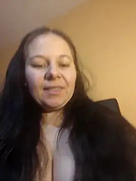 Snapshot of anays_dirtyshow chatting on February 4, 2026, 12:00 pm anays dirtyshow online show from February 4, 2026, 12:00 pm