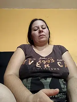 Snapshot of anays_dirtyshow chatting on February 22, 2026, 10:28 am anays dirtyshow online show from February 22, 2026, 10:28 am