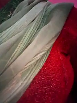 Snapshot of ragni_hot83 chatting on October 20, 2025, 1:22 pm ragni hot83 online show from October 20, 2025, 1:22 pm