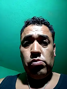 Snapshot of 427ferchito chatting on November 3, 2025, 4:50 am 427ferchito online show from November 3, 2025, 4:50 am