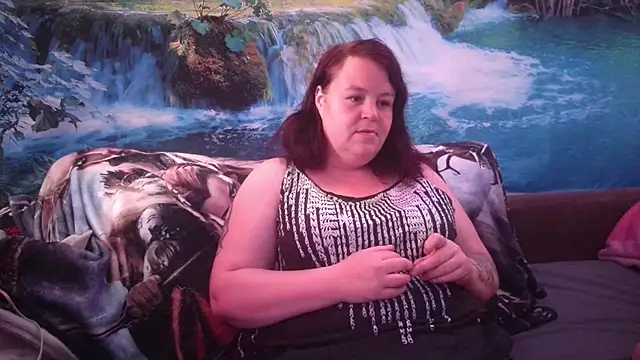 Snapshot of Doreen03 chatting on October 23, 2025, 9:19 am Doreen03 online show from October 23, 2025, 9:19 am