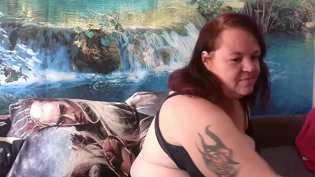 Snapshot of Doreen03 chatting on October 22, 2025, 11:20 am Doreen03 online show from October 22, 2025, 11:20 am