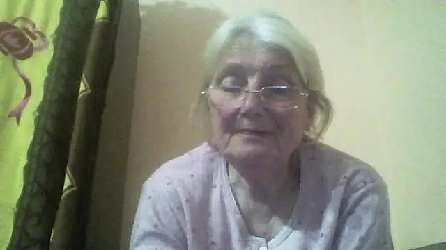 AmyLove353 online show from March 22, 2026, 10:00 pm