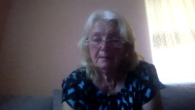 AmyLove353 online show from July 11, 2026, 3:51 am