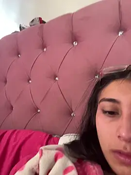 Violeet-Smith online show from February 21, 2026, 12:18 pm