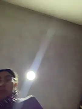 Violeet-Smith online show from February 14, 2026, 3:40 am