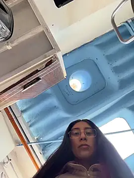 Violeet-Smith online show from February 10, 2026, 1:32 pm