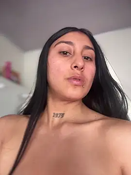 Violeet-Smith online show from March 31, 2026, 3:36 pm