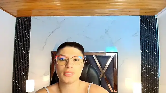 AlexaLaenz online show from January 10, 2026, 11:49 am